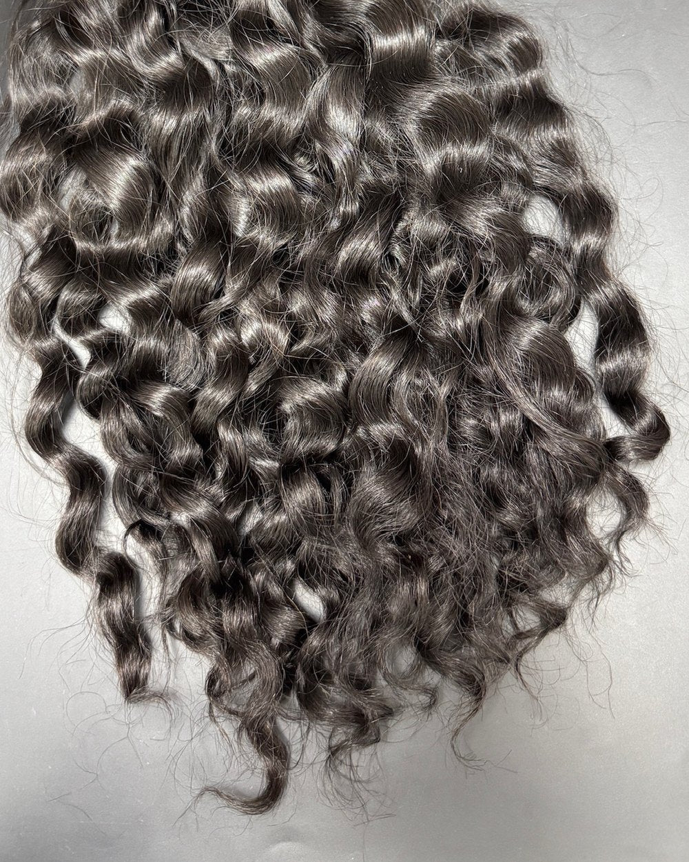 Boardroom Bob — V-Part Wig
